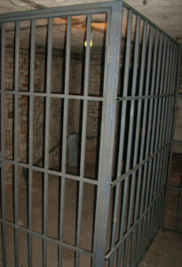 Българска метална решетка за мазе изработена по поръчка 1